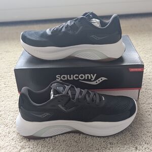 Saucony Women's Black & White Athletic Shoes, Size 9